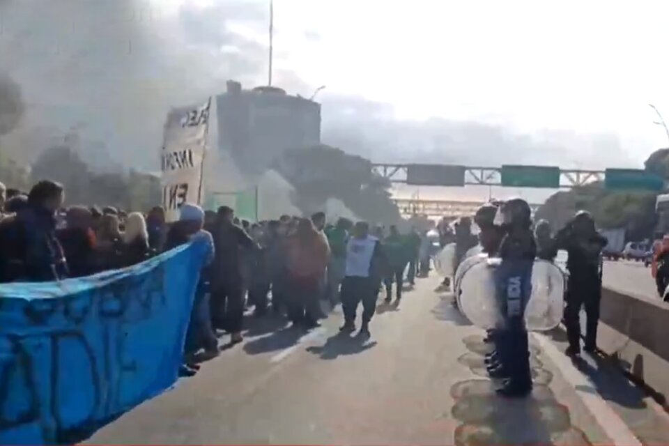 Protester Inti Represión en la General Paz: Trabajadores del INTI denuncian violencia ...